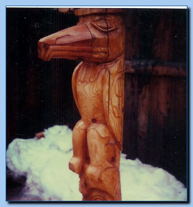 2 100 Totem Traditional Archive 04